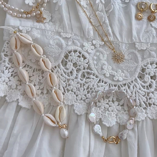 SHELL CHOKER ✿ CAPRI