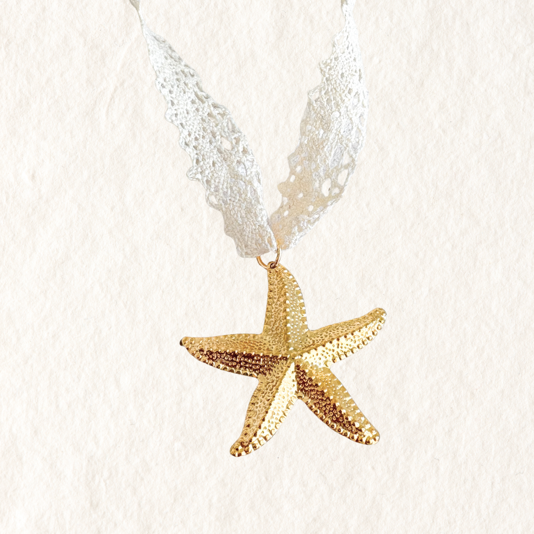 VINTAGE LACE NECKLACE ✿ STARFISH