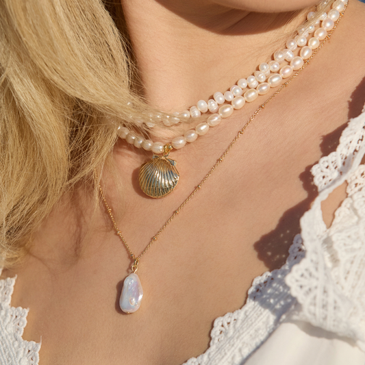 GOLD CHAIN NECKLACE ✿ OVAL PEARL DROP