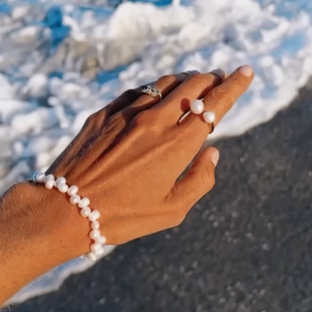 ADJUSTABLE PEARL RING ✿ AVA
