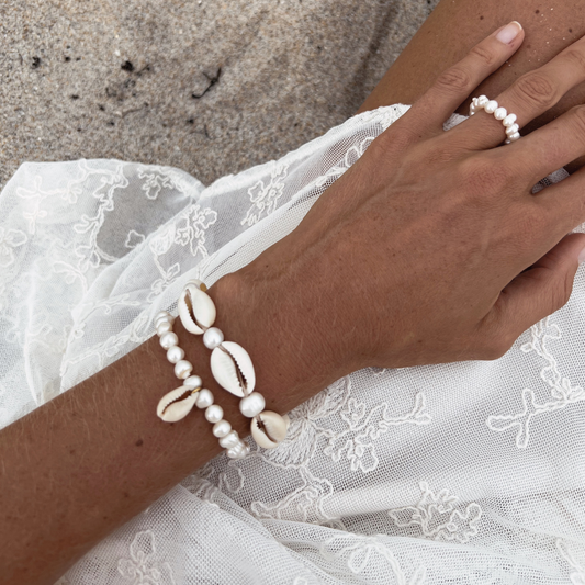 SHELL PEARL BRACELET ✿ LANA