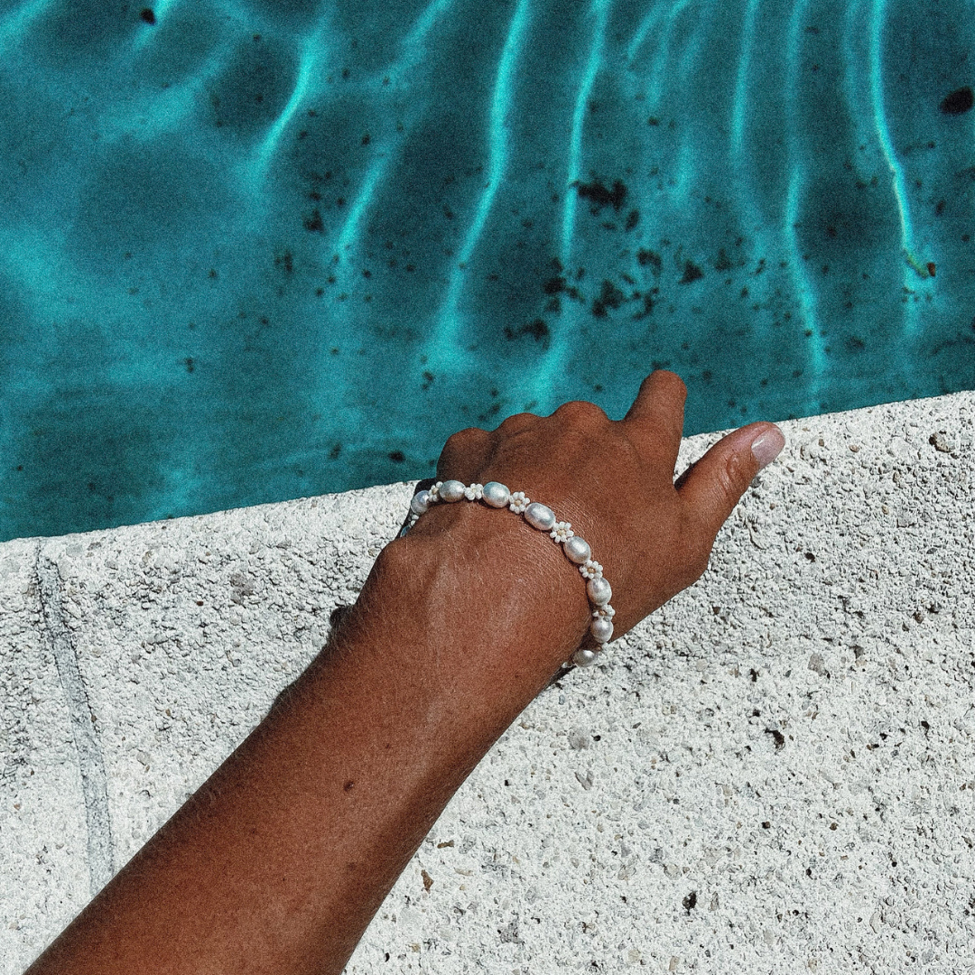 DAISY PEARL BRACELET ✿ ZOE