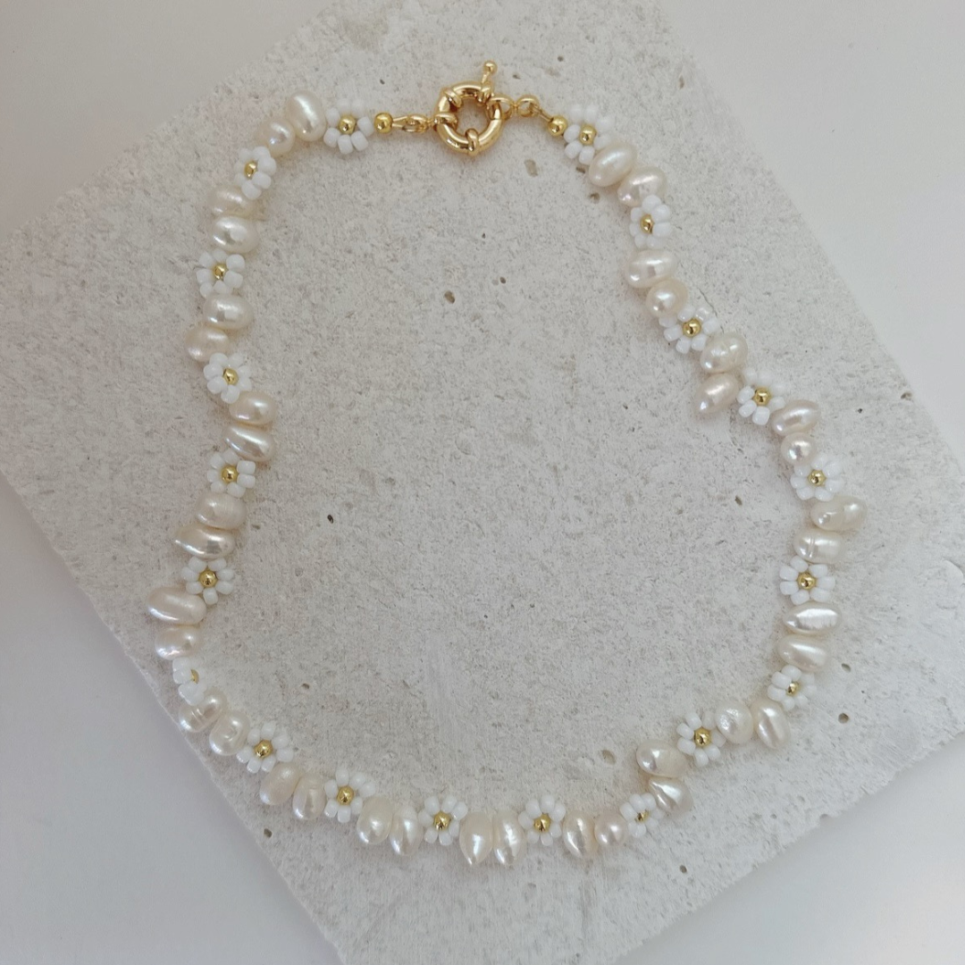 DAISY PEARL NECKLACE ✿ CHLOE – UNIQ JEWELRY