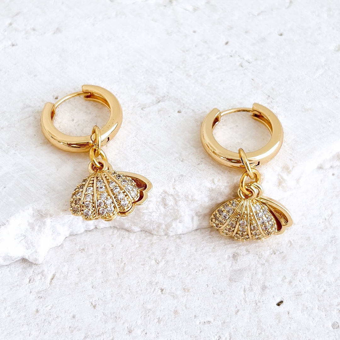 CLAM SHELL HOOPS ✿ NOA