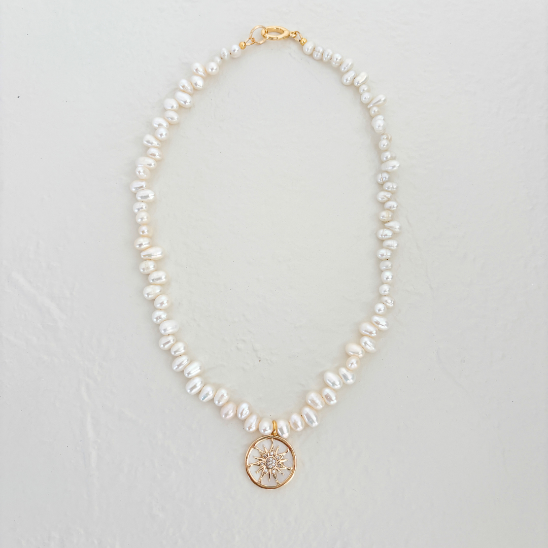 tsui   ネックレスPEARL CHARM NECKLACE Étui Charms Necklace - The Pearl Charm – Étui Jewellery