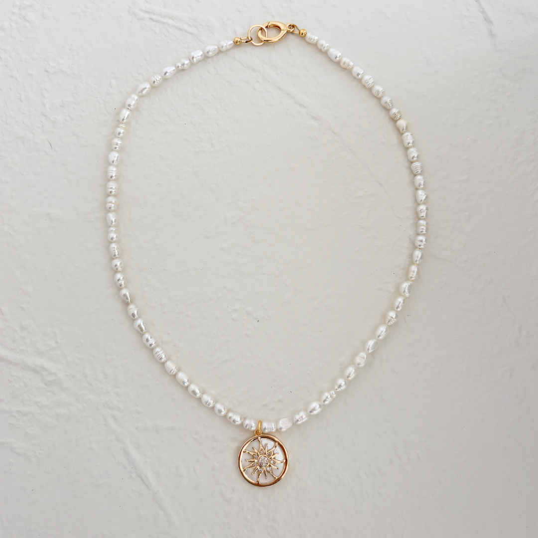 PEARL CHARM NECKLACE ✿ SOL – UNIQ JEWELRY