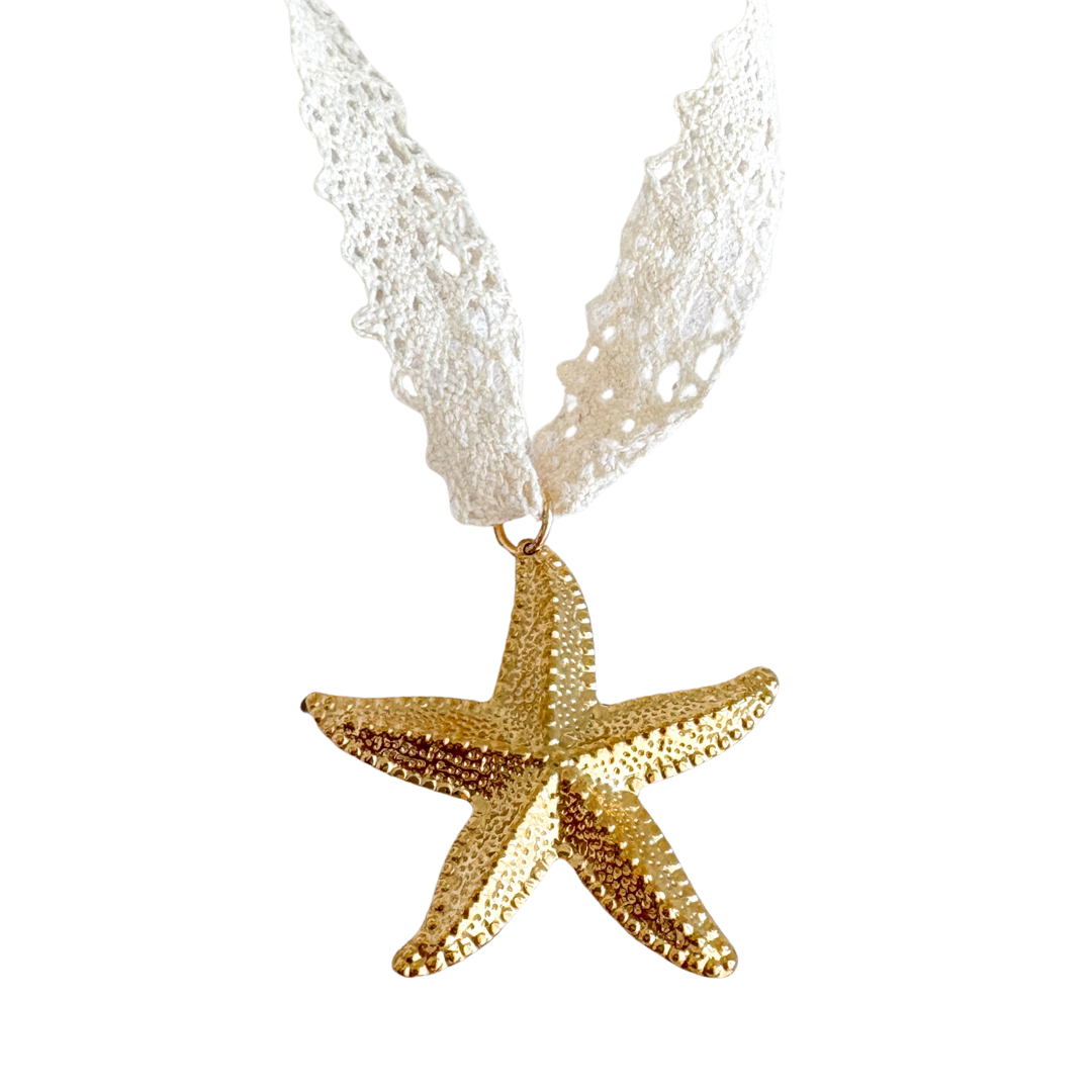 STELLA Vintage Lace Necklace