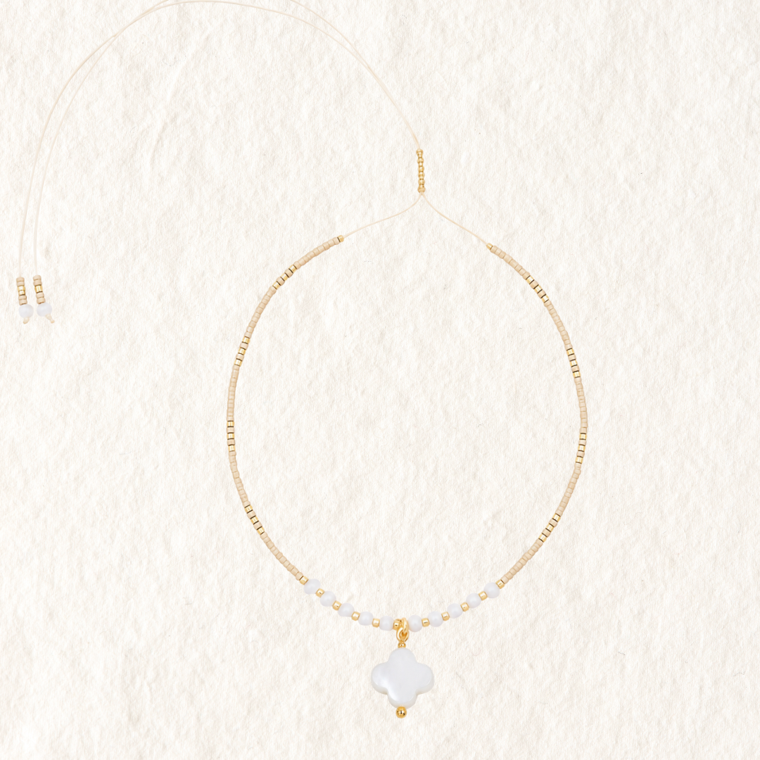 BEADED CHOKER ✿ CLOVER