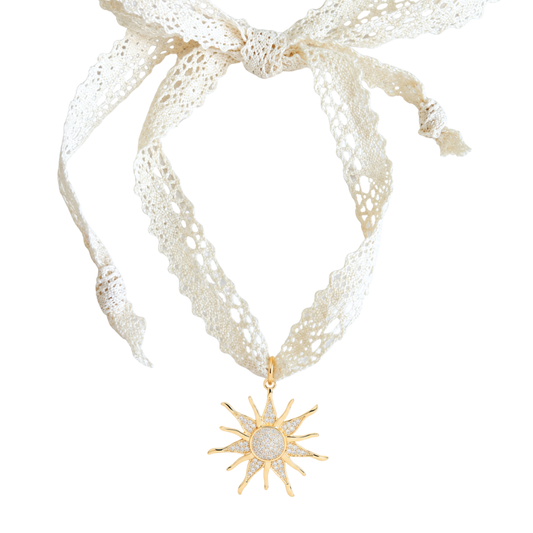 ALBA Vintage Lace Necklace