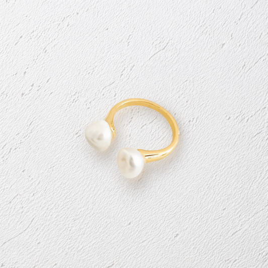 ADJUSTABLE PEARL RING ✿ AVA