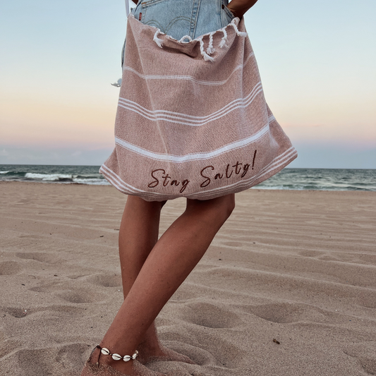 BEACH ESSENTIALS ✿ TOWEL BAG