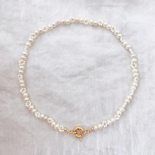 DAISY PEARL CHOKER ✿ CLAIRE